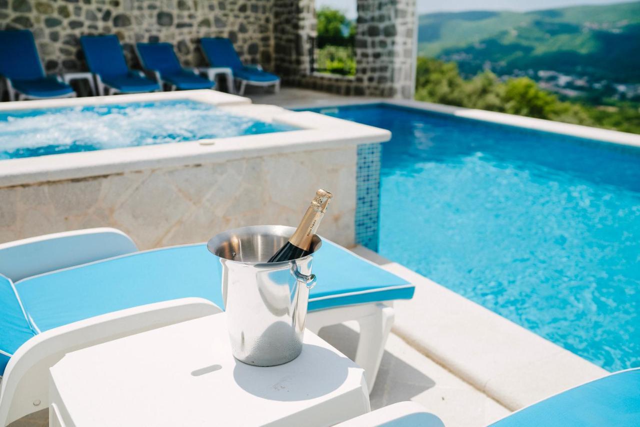 Villa Dub Kotor Eksteriør billede