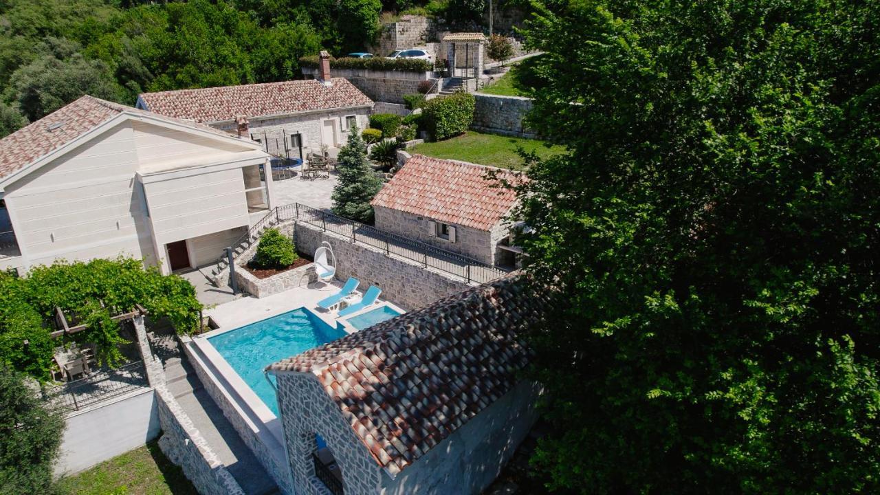 Villa Dub Kotor Eksteriør billede