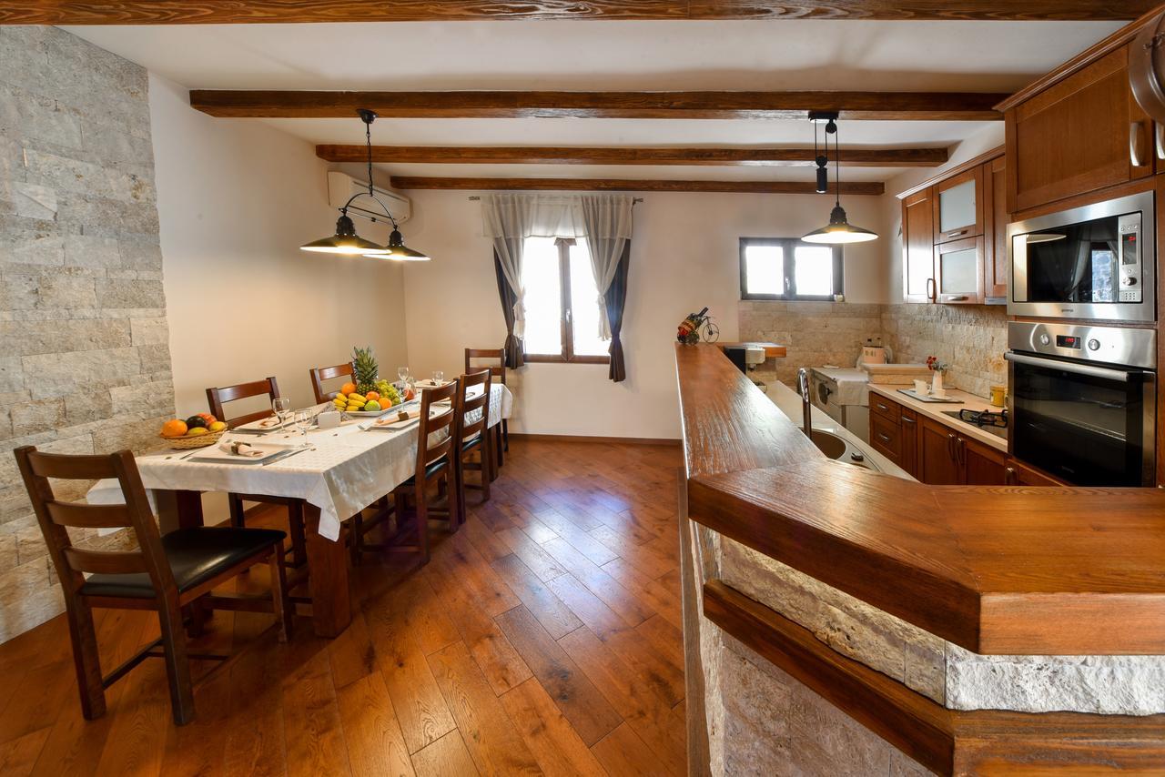 Villa Dub Kotor Eksteriør billede