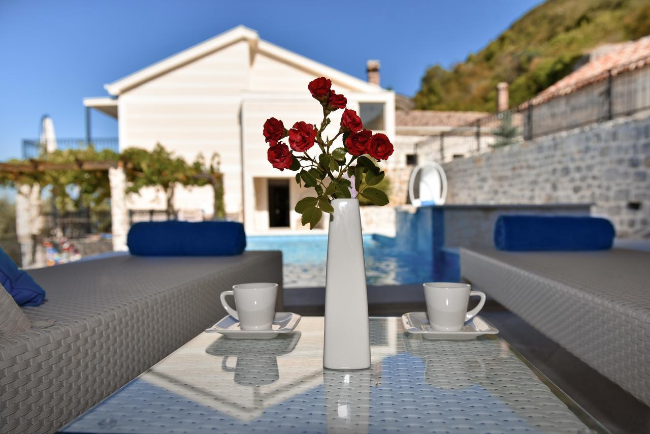 Villa Dub Kotor Eksteriør billede